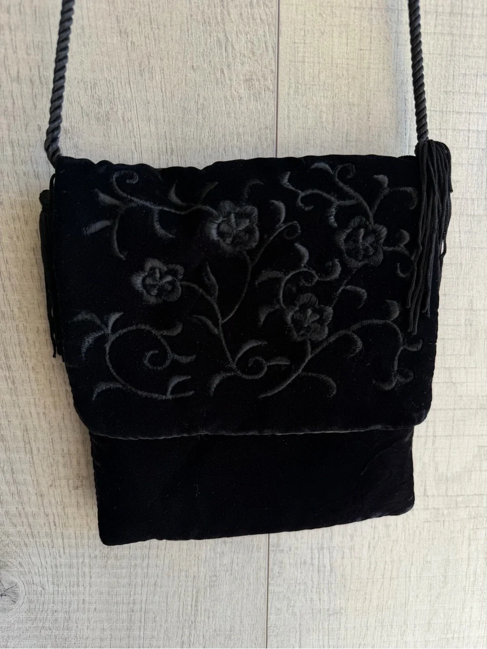 Vintage‎ Jacqueline Ferrar Women’s Black Purse Shoulder Bag Crossbody Floral 90s